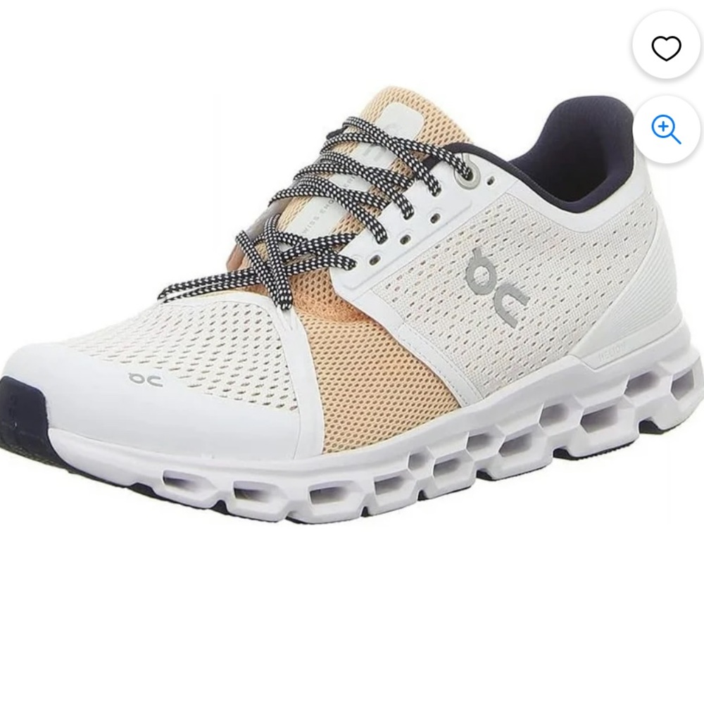 On Running cloud stratus shoe 8